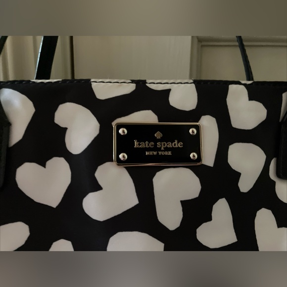 Kate Spade Maya Sam Hearts Nylon Large Heart Black White Watson Tote Bag - Picture 2 of 9